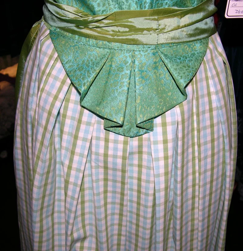 Dirndl Hammerschmid, Midi, grün/türkis kariert, 70 cm