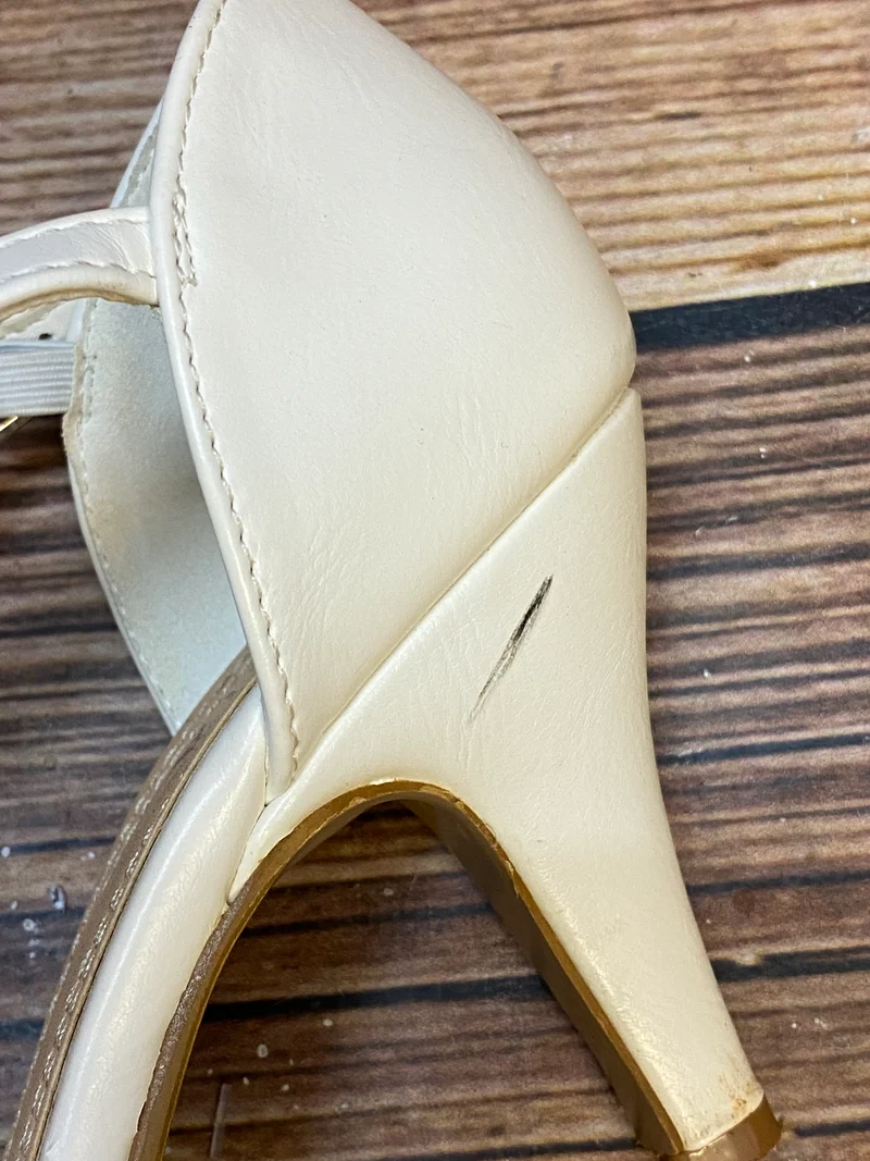 Vintage Damen Sandaletten Creme Spitze Gr. 38 – Elegant & Hochzeit