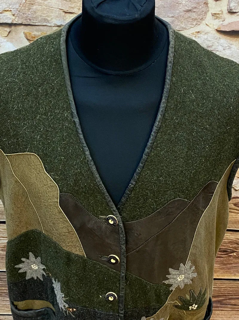 Trachtenweste Leder Lamm oliv Vintage mit Stickerei