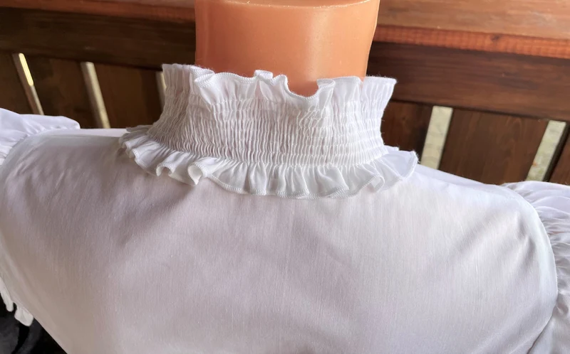 Dirndlbluse Sportalm, Doreen, weiß, kurzarm, hochgeschlossen, Gr. 32