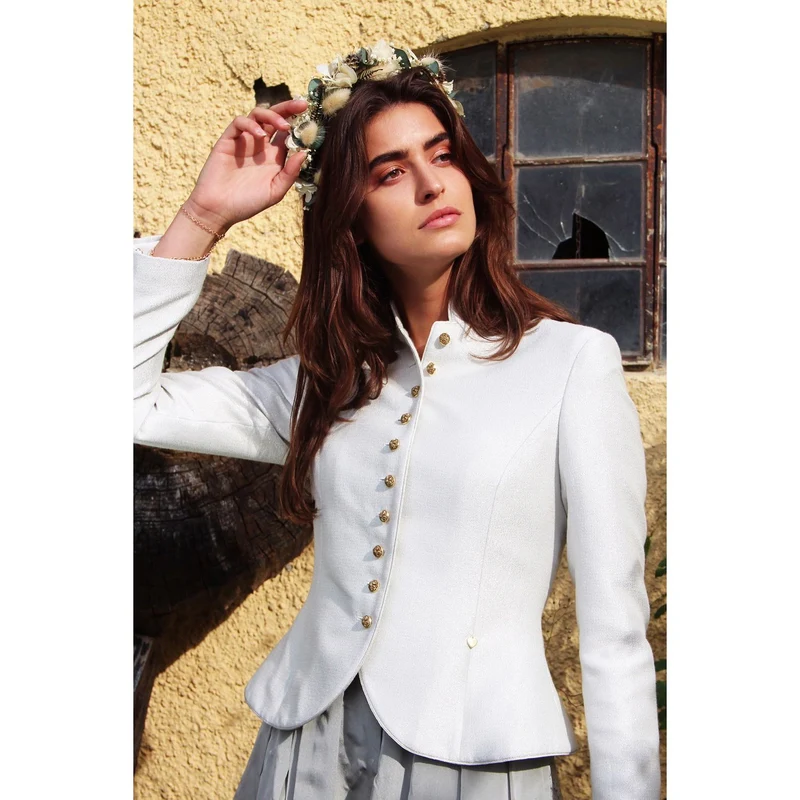 Sabrina in ecru