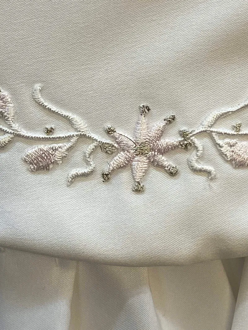 Kommunionkleid mit Stickerei & Volantärmeln – Gr. 134