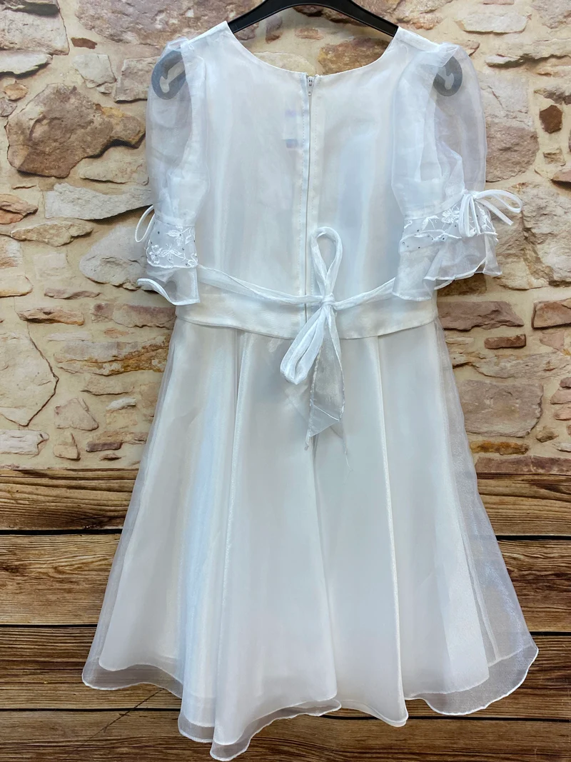 Kommunionkleid Weiß – Gr. 146 | Stickerei ungetragen
