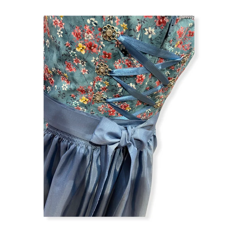 Kinderdirndl in hellblau