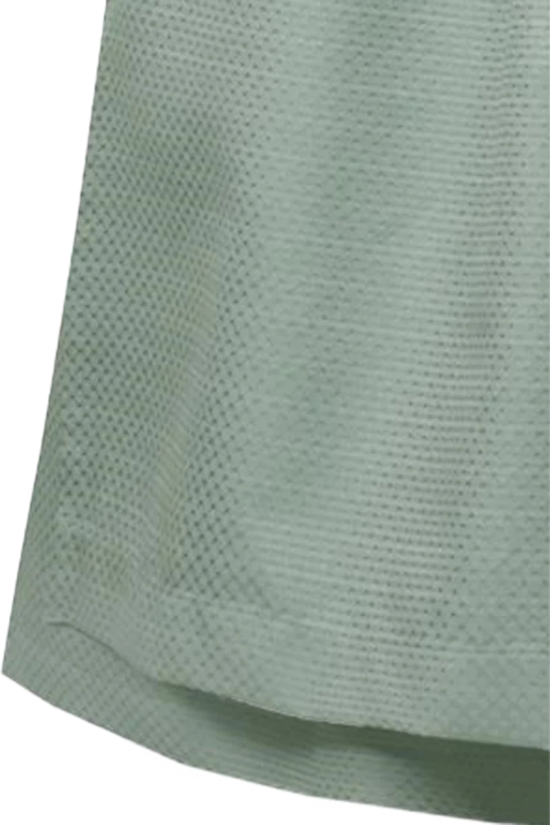 Midi-Dirndl mit eckigem Ausschnitt und Leomuster