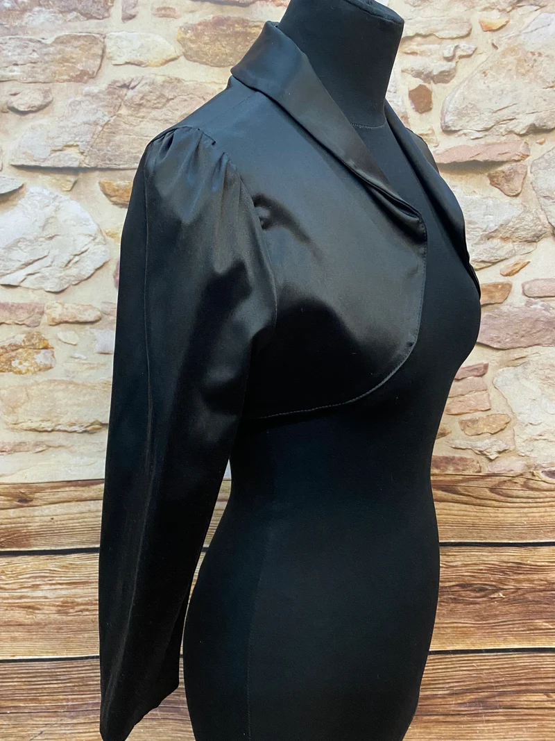 Vintage Damen Bolero schwarz
