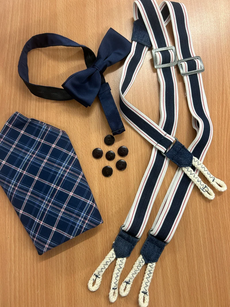 Vintage Hosenträger-Set mit Fliege, Krawatte, Einstecktuch & Knöpfen – Blau