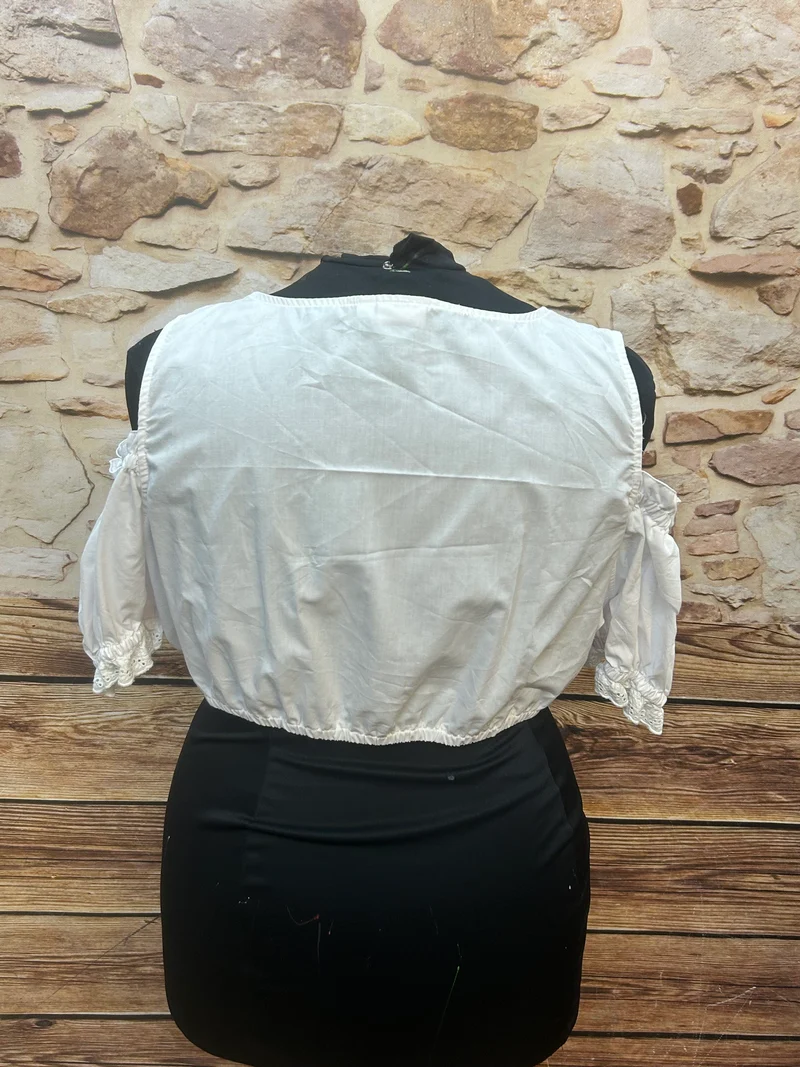 Dirndlbluse weiß - Carmen Ärmeln, Gr. 52