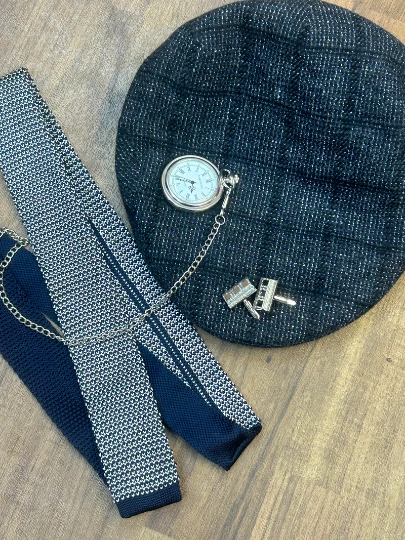 Vintage Nadelstreifen-Anzug - Schurwolle – 1920er Stil - Gr. 50, Komplett-Outfit