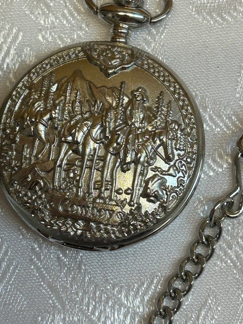 Taschenuhr-Set „Cowboy“ mit Manschettenknöpfen – silberfarben, neu