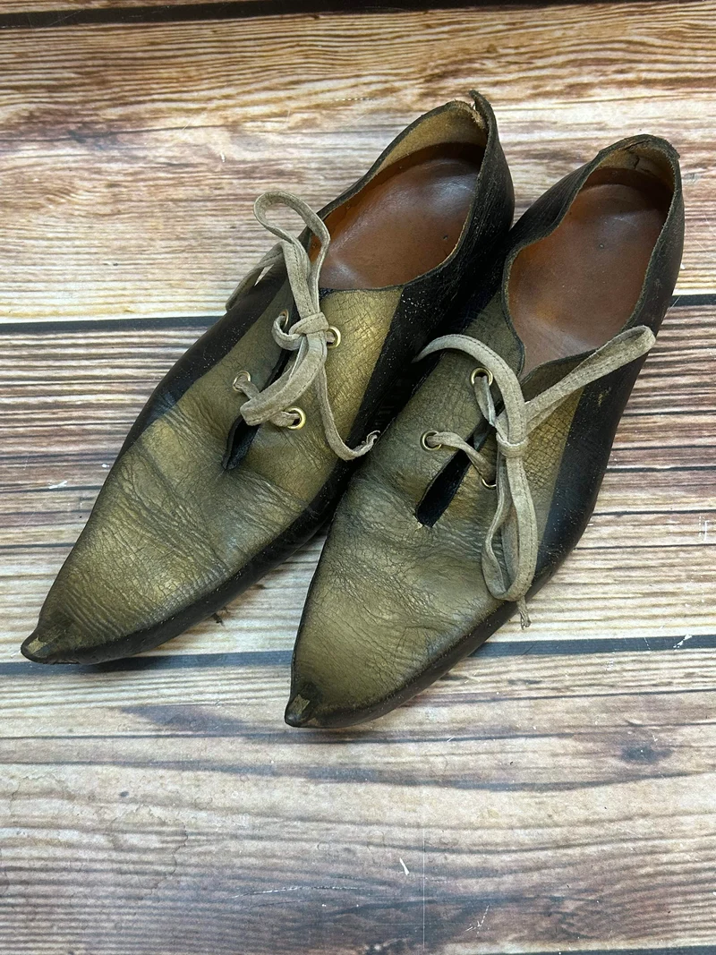 Vintage-Schuhe Schnabelschuhe - schwarz – Gr. 40