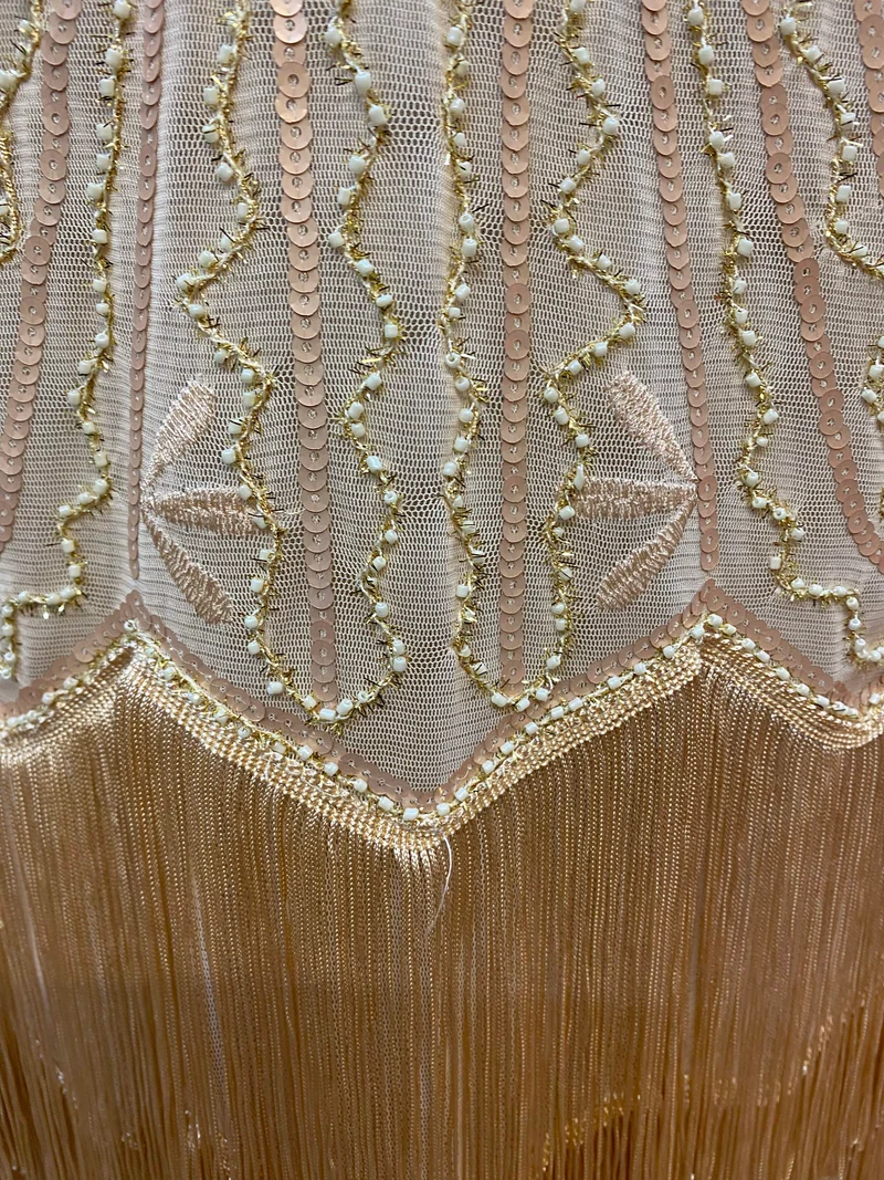 Flapperkleid Gr. 40 mit Kopfschmuck und Handschuhen