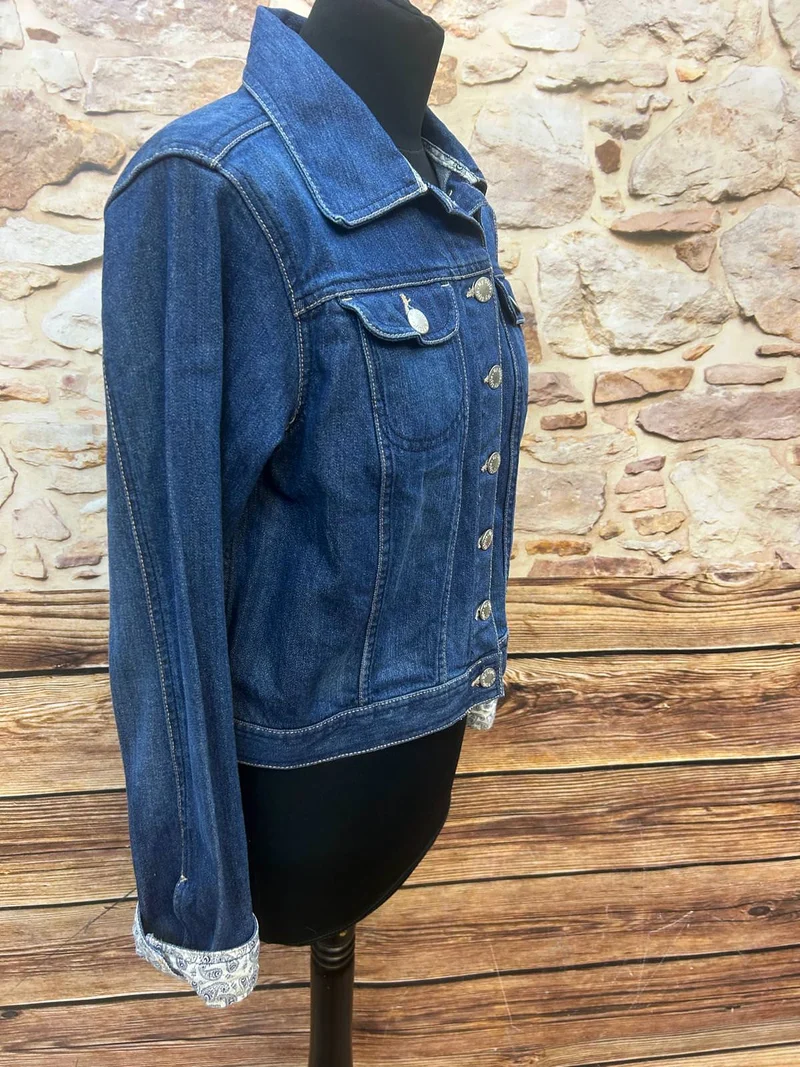 Vintage Jeansjacke Gr. 42 – Klassischer Denim-Look