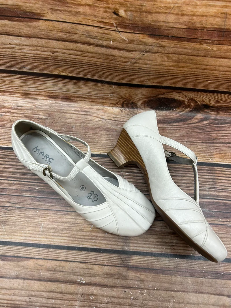 Vintage-Schuhe T-Steg-Pumps aus Leder