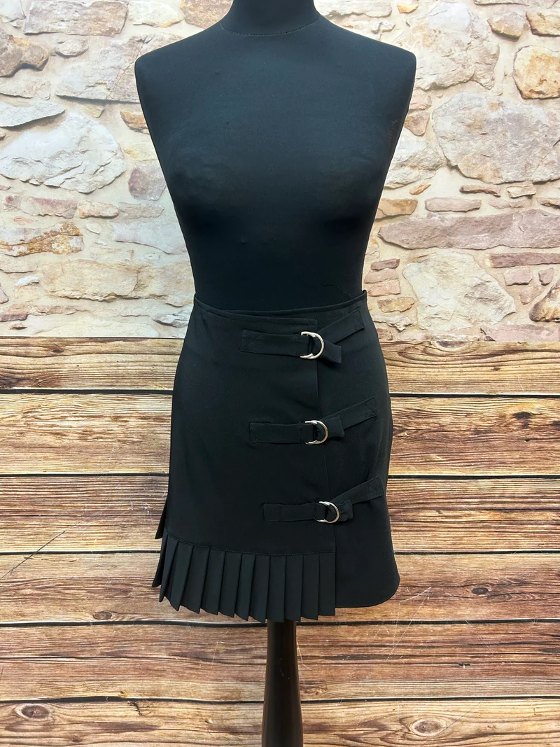 Rock Gr. 44 – Eleganter Vintage-Faltenrock mit Schnallen-Details