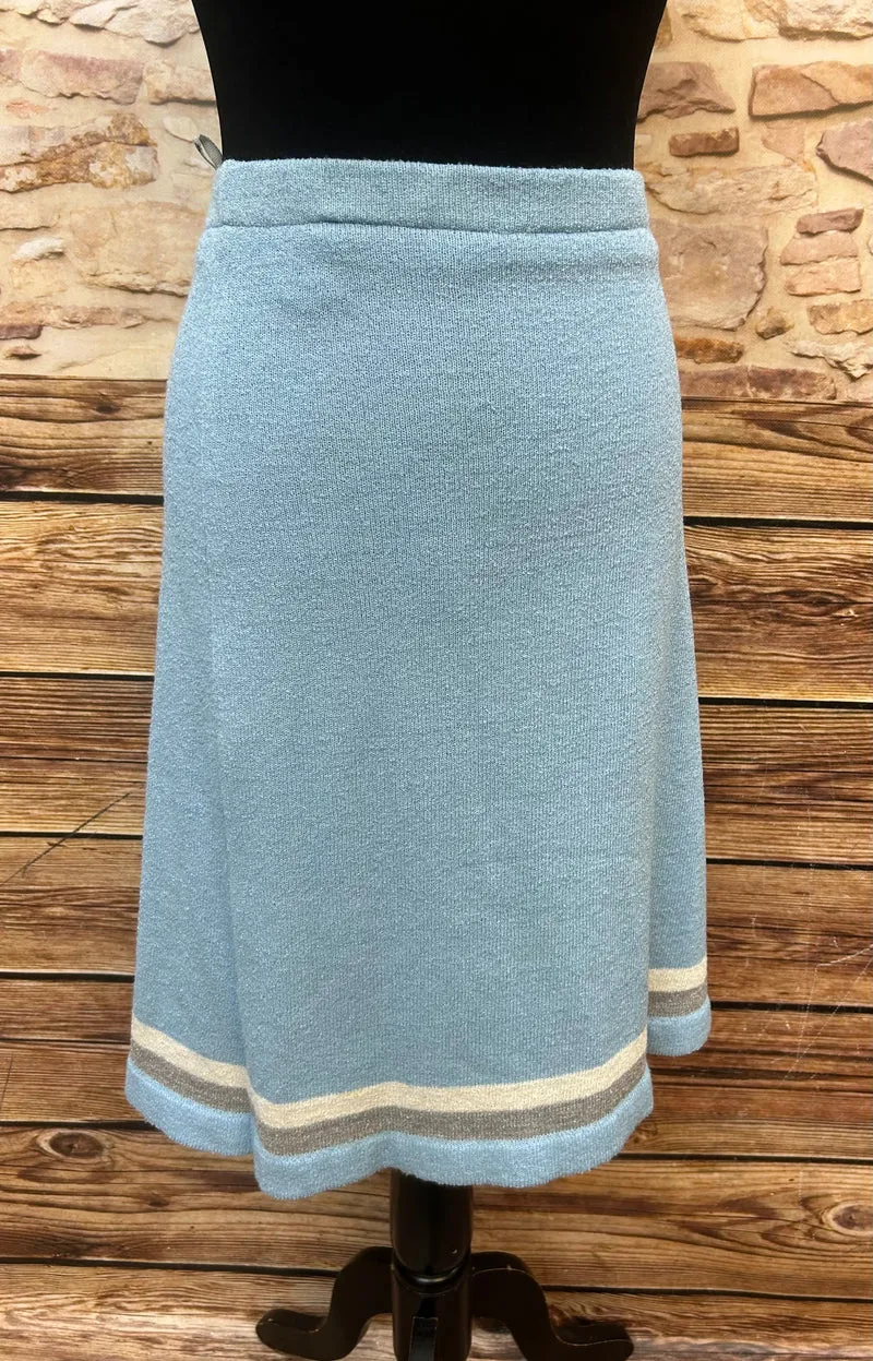 Vintage Strick-Kostüm Damen Gr. 42 – Hellblau