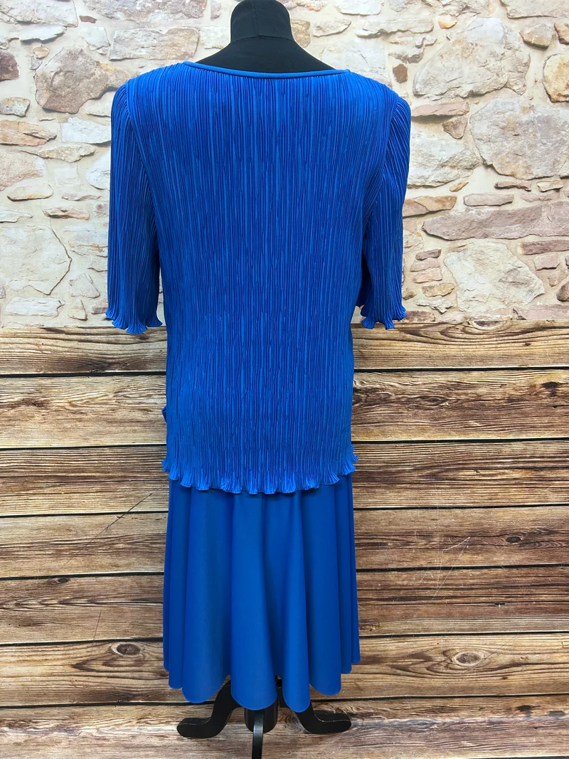 Plissee-Kleid Gr. 46 mit Drop Waist und XL-Schleife