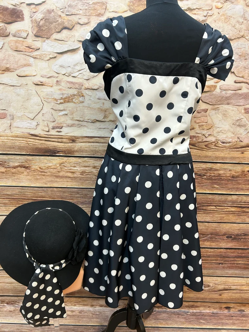 Vintage Outfit, Punkte-Kleid-Set Größe 42