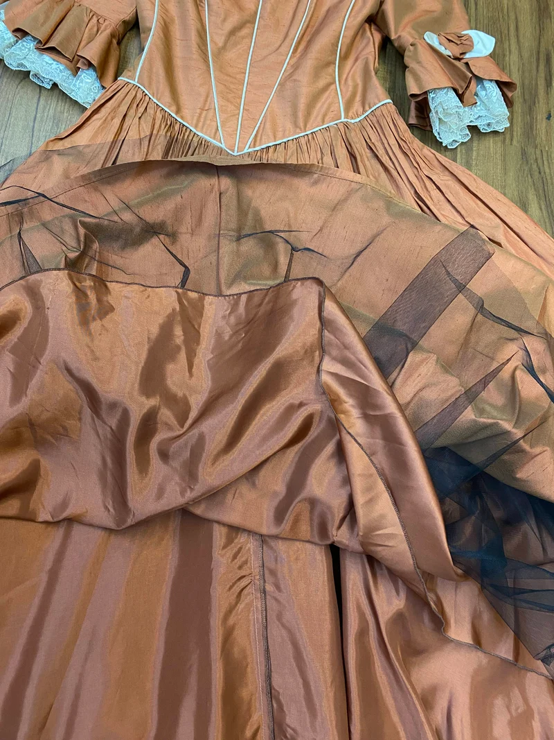 Historisches Theaterkleid in Kupferbraun – Rokoko Stil Gr. 38/40