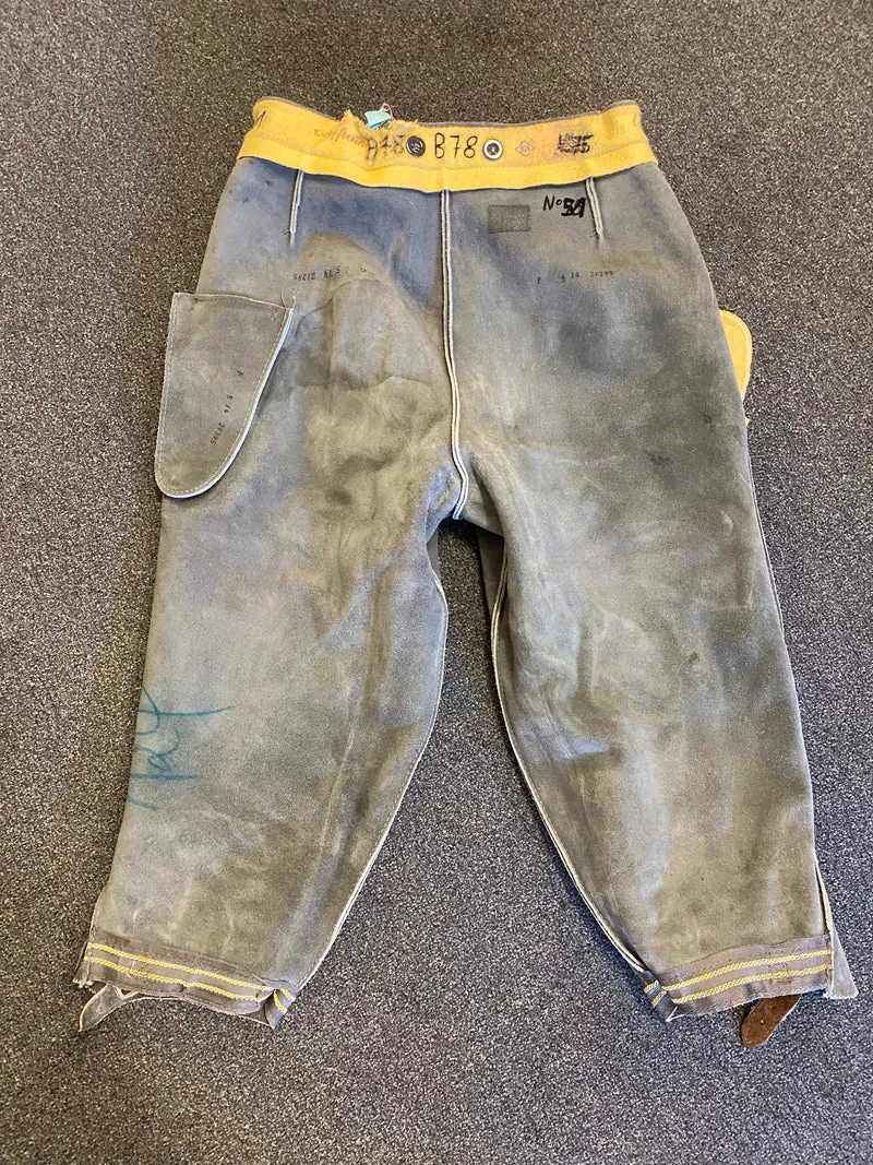 Vintage Lederhose Herren Kniebund Gr. ca. 44 – grau Trachtenhose Echtleder
