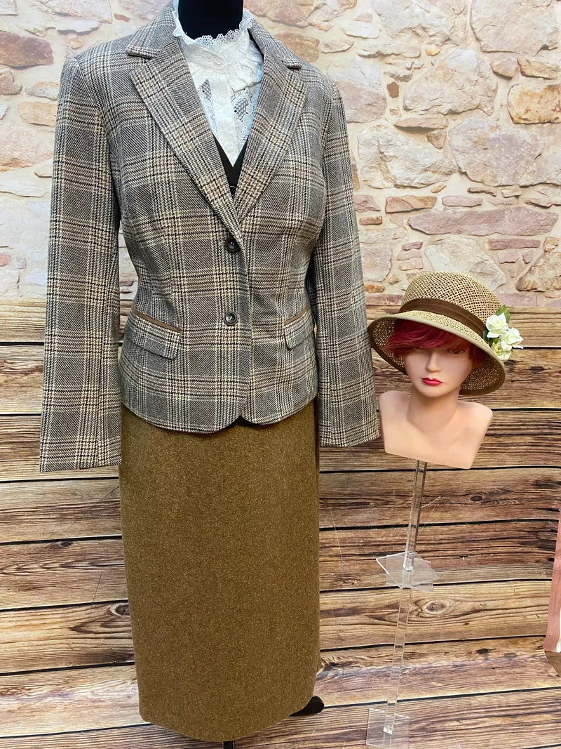 40er Jahre Outfit Damen – Vintage Kostüm mit Blazer, Rock & Hut (Größe 40)