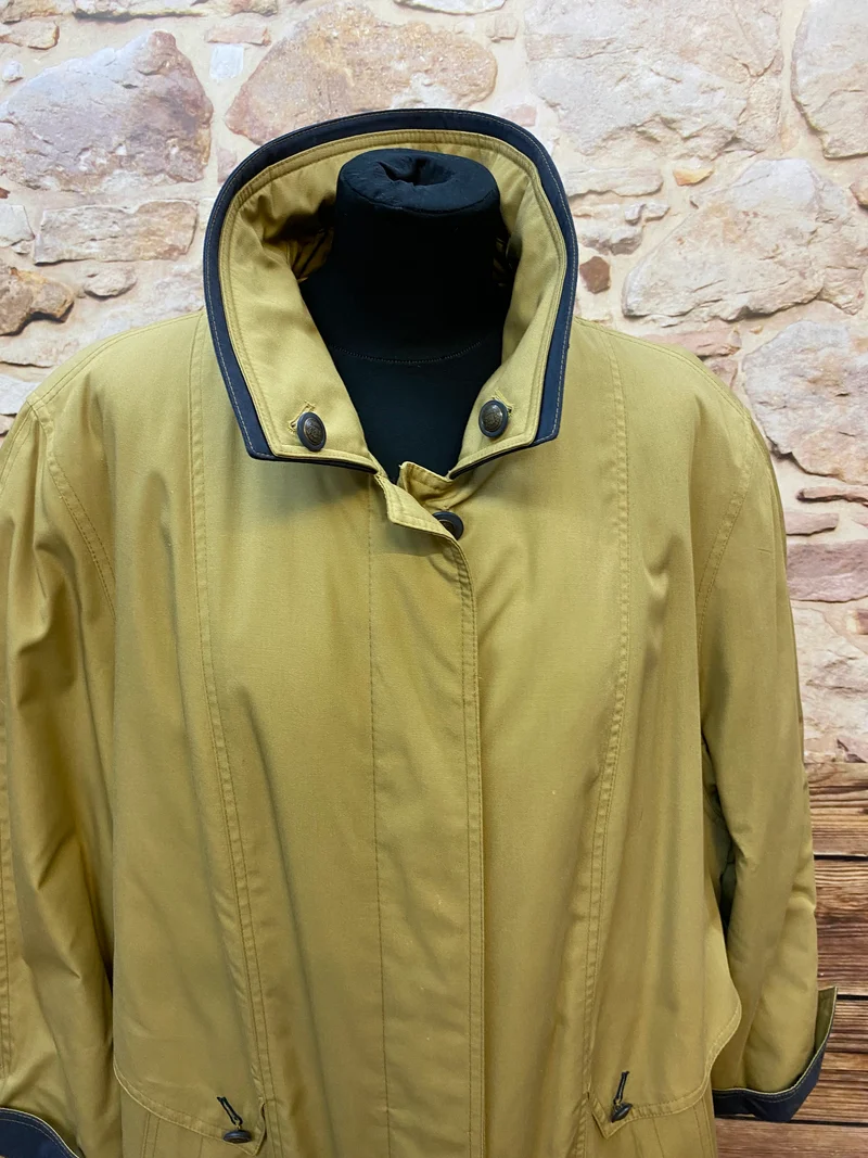 Klassischer Damen Trenchcoat Gr.52