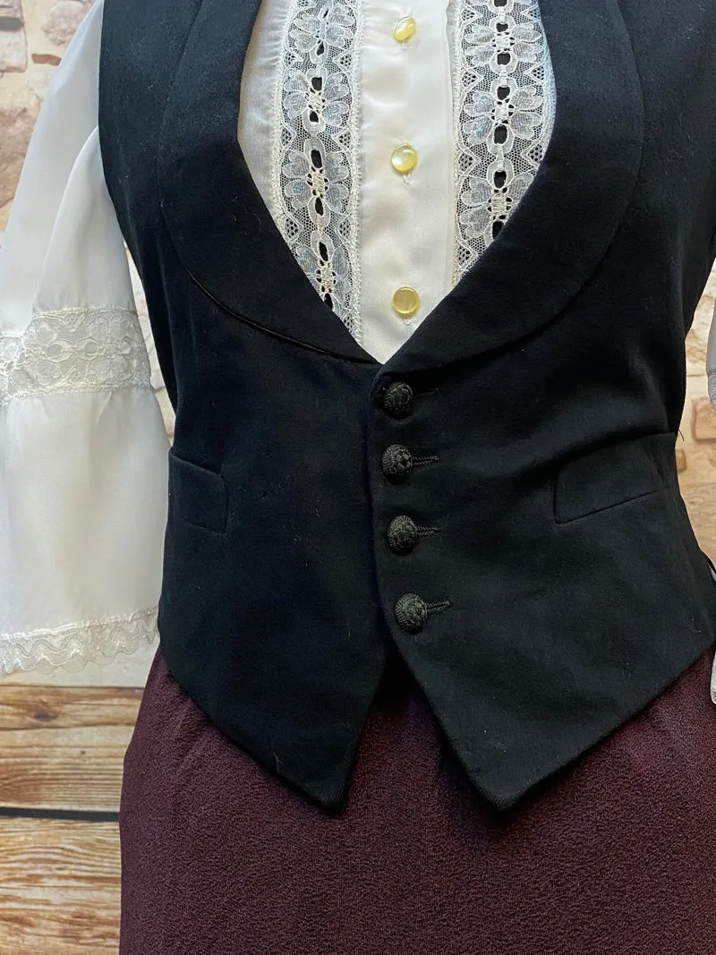 Damen-Outfit im 50er Jahre Vintage-Stil Gr.38