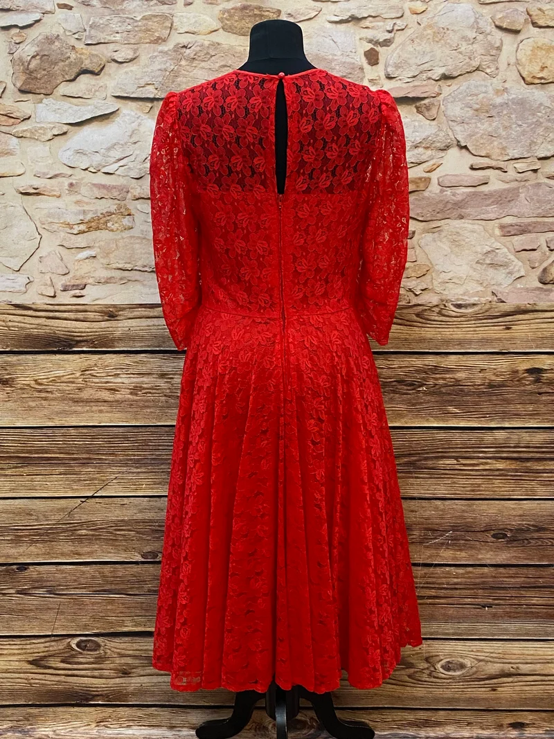 Vintage Spitzenkleid Rot – Theaterkostüm 80er Jahre Gr. 40