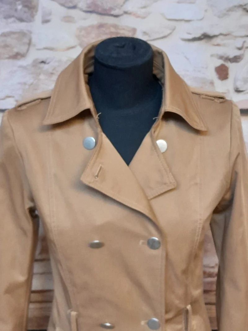 Trenchcoat Marke Flame Gr.34 in beige