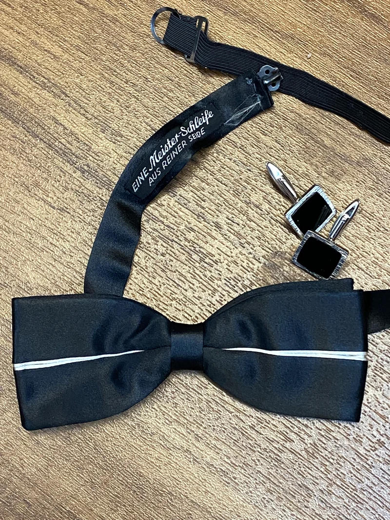 Vintage Smoking Herren Gr. 48 mit Hemd, Seidenfliege & Accessoires