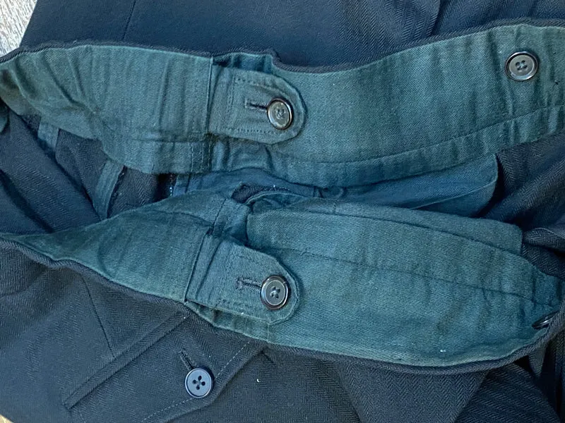 Vintage-Hose Herren 80er Jahre schwarz, leichte Streifen Gr.56