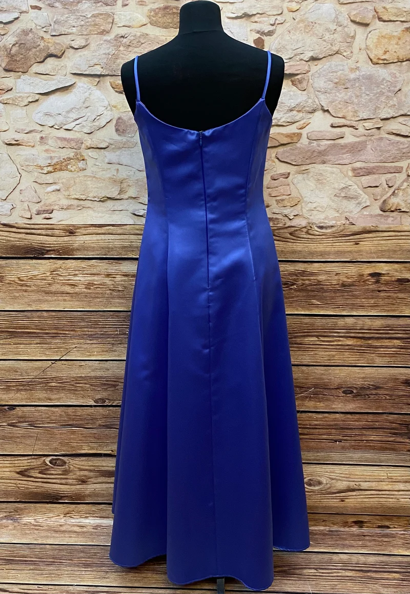 Abendkleid in königsblau Gr.40