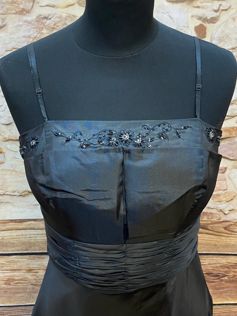 Abendkleid schwarz lang fließend City Paris Gr. 38