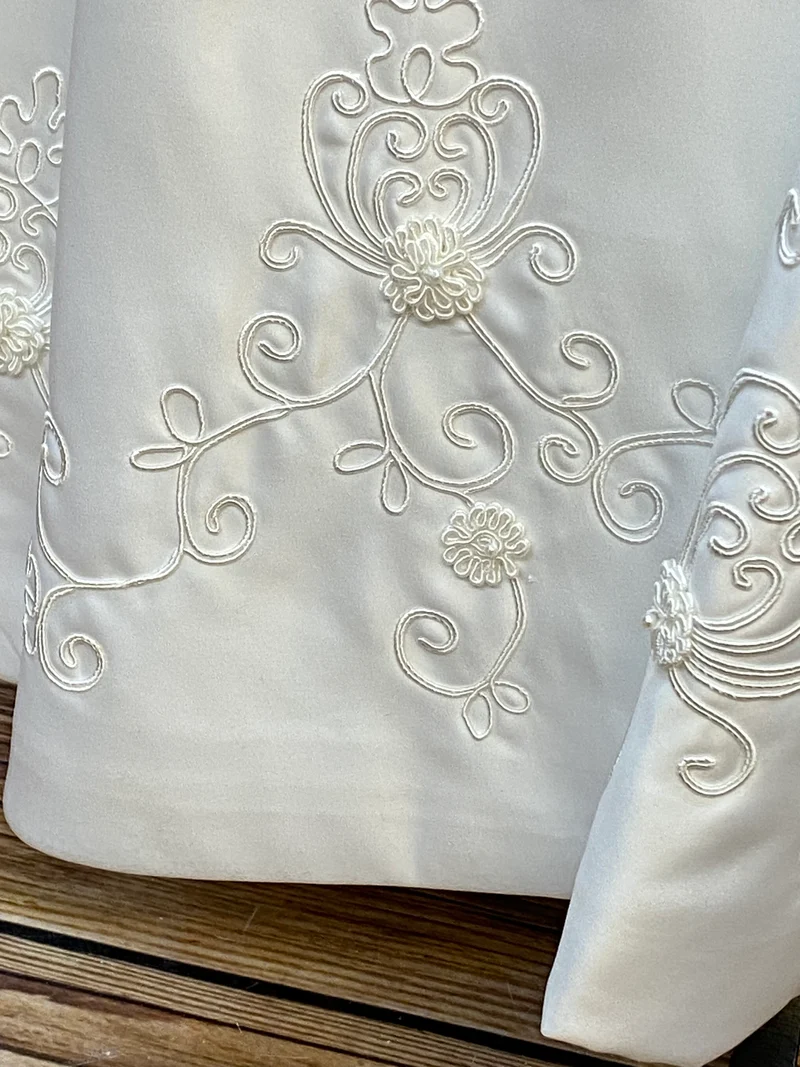 Vintage Brautkleid weiß Gr. 44 A-Linie mit Stickerei
