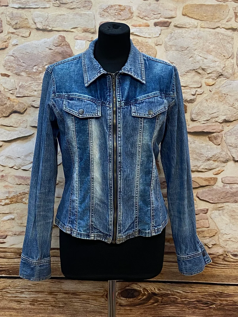 Vintage Jeansjacke Damen Gr. 38 – Denim Jacke mit Reißverschluss & Used Look