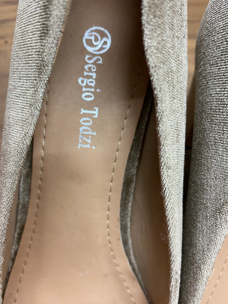 Vintage-Schuhe mit Fell-Puschel, Pumps Gr.39 in beige