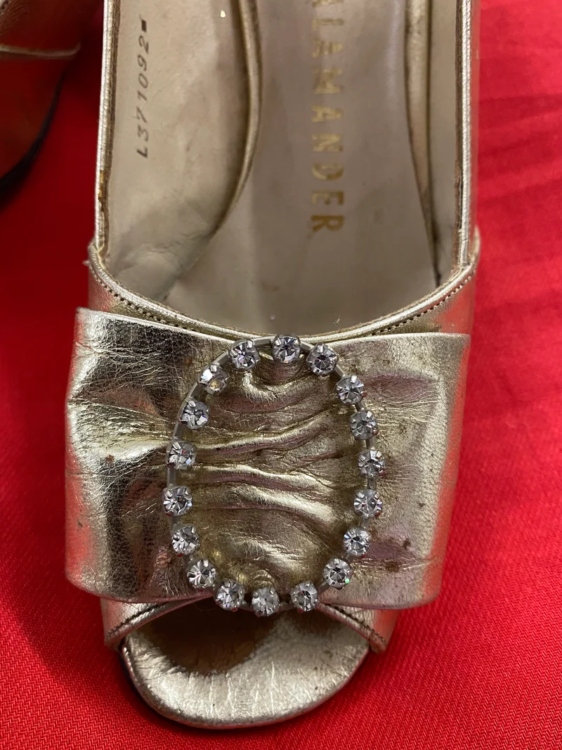 Vintage-Schuhe Pumps in gold Gr.36,5