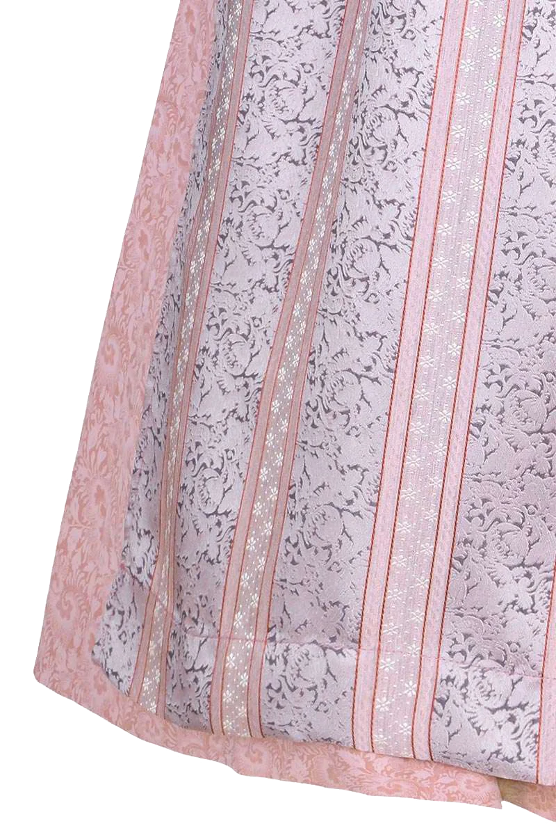 Baumwolldirndl hochgeschlossen mit gestreifter Broschenschürze
