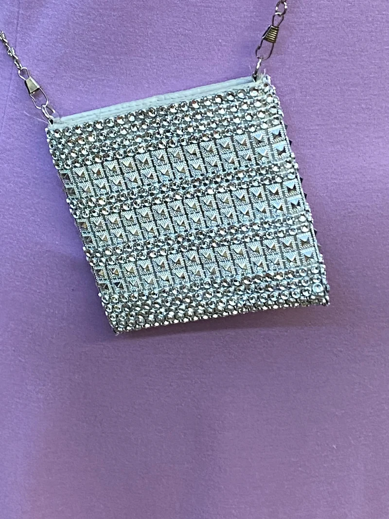 Charlestonkleid Flieder Gr. 50 mit Kopfschmuck