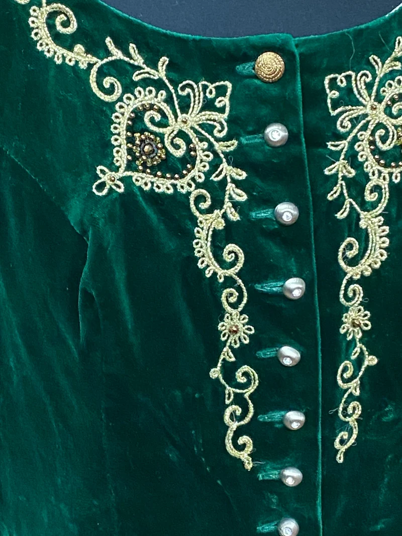 1970er Vintage Samtkleid grün Trachtenkleid Damen Gr. 44