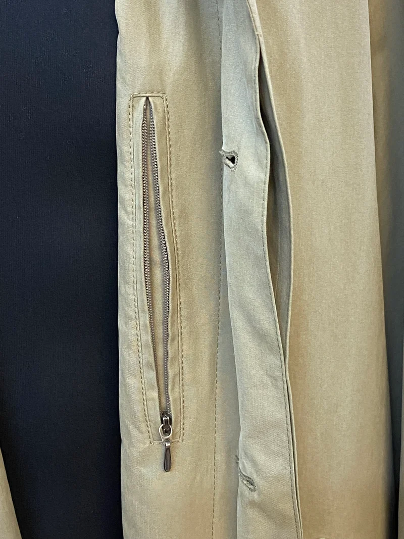 Langer Secondhand Trenchcoat für Herren beige Gr.48 Vintage