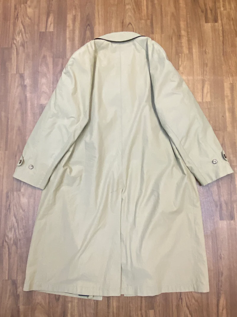 Langer Secondhand Trenchcoat für Herren beige Gr.48 Vintage