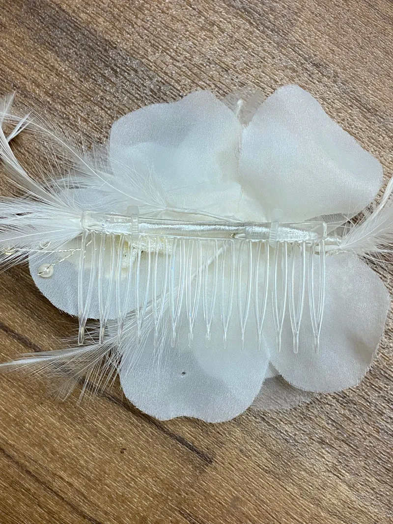 Brautgürtel mit Haarschmuck als Set für die Braut