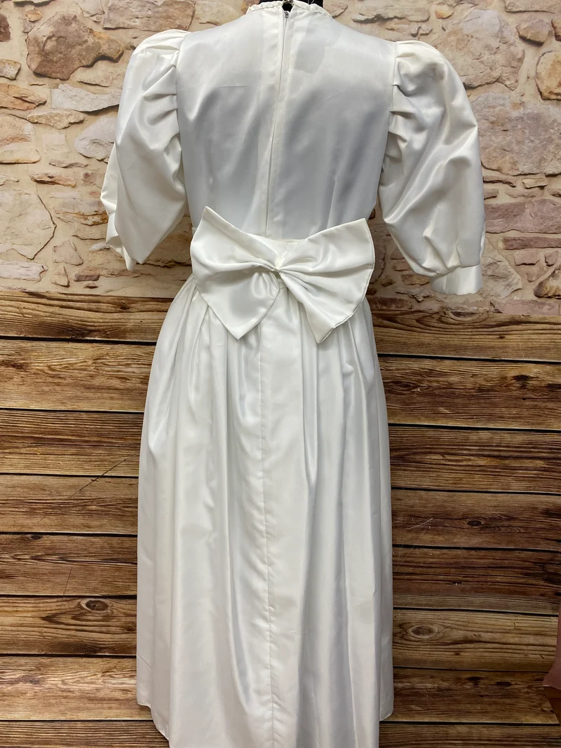 Glitzerndes Vintage-Brautkleid mit Puffärmeln – Gr. 42
