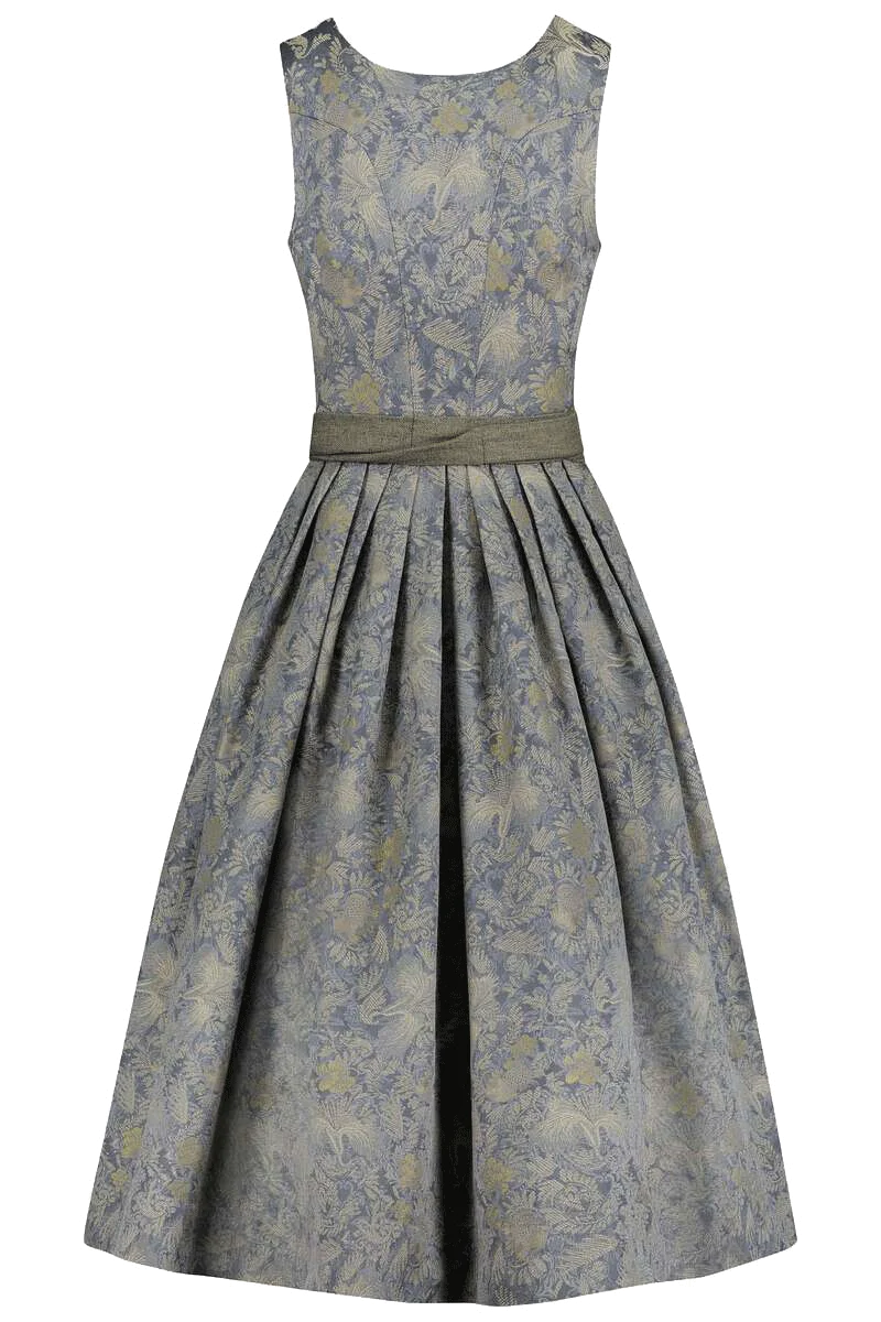 Dirndl mit Herzauschnitt
