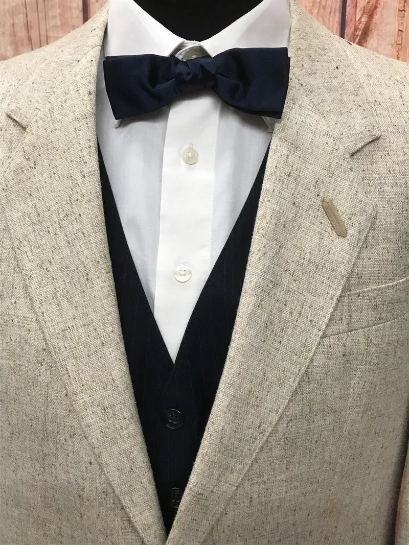 1980er Vintage Herrenanzug Gr. 50 in Beige & Dunkelblau