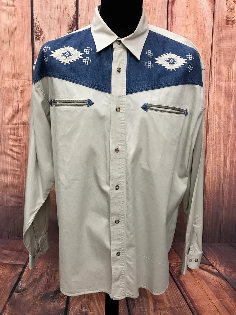 Cowboy Country Hemd im Westernstil – Größe 43/44