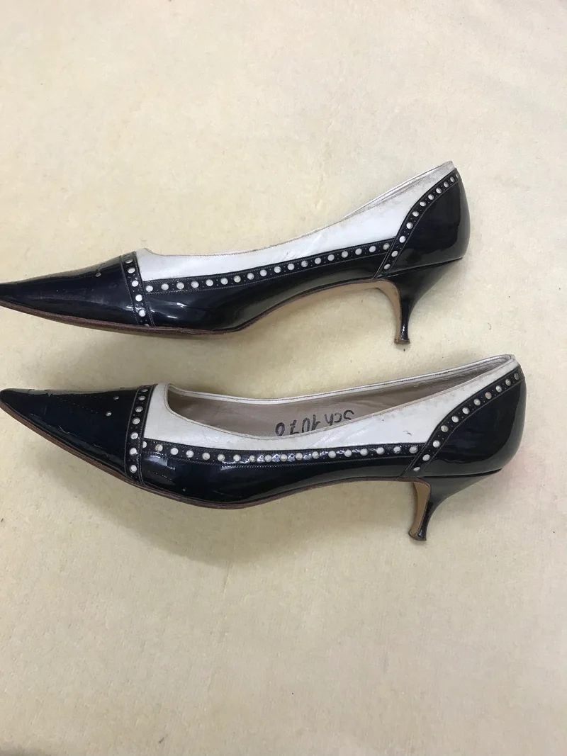 Vintage-Schuhe – 50er Jahre Stil – schwarz/weiß Lackleder (Gr. 39)