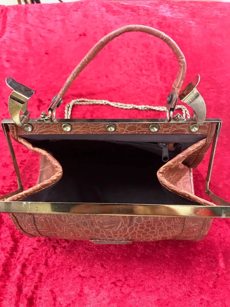 Handtasche Marc Chantal – Krokoprägung
