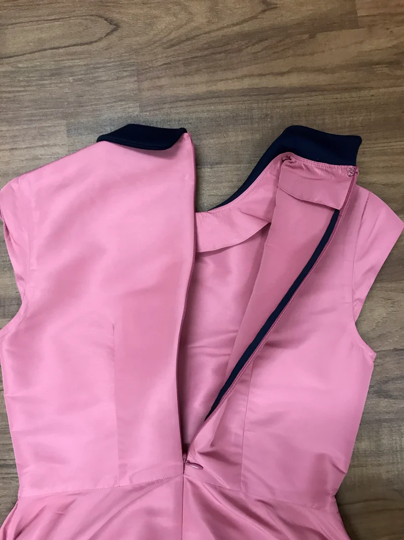 50er Jahre Kleid Outfit rosa mit Gürtel, Handschuhen & Haartuch Gr.34